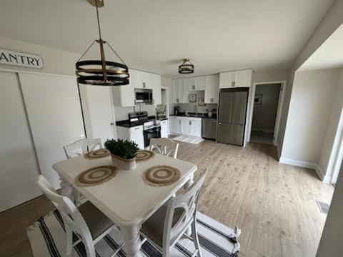 Vila Charming Springboro House Near Historic Downtown Exteriér fotografie